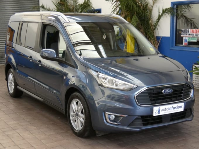 2025 Ford Grand Tourneo Connect