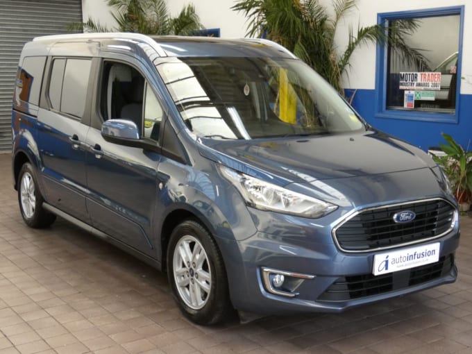 2025 Ford Grand Tourneo Connect