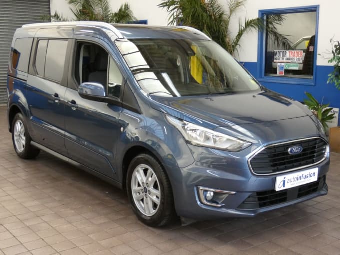 2025 Ford Grand Tourneo Connect
