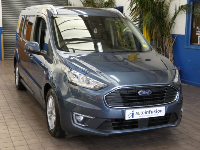 2025 Ford Grand Tourneo Connect