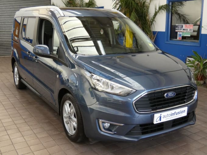 2025 Ford Grand Tourneo Connect
