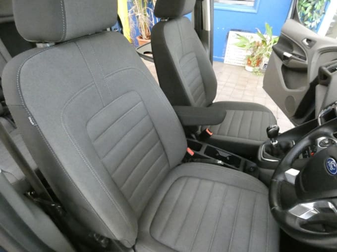 2025 Ford Grand Tourneo Connect