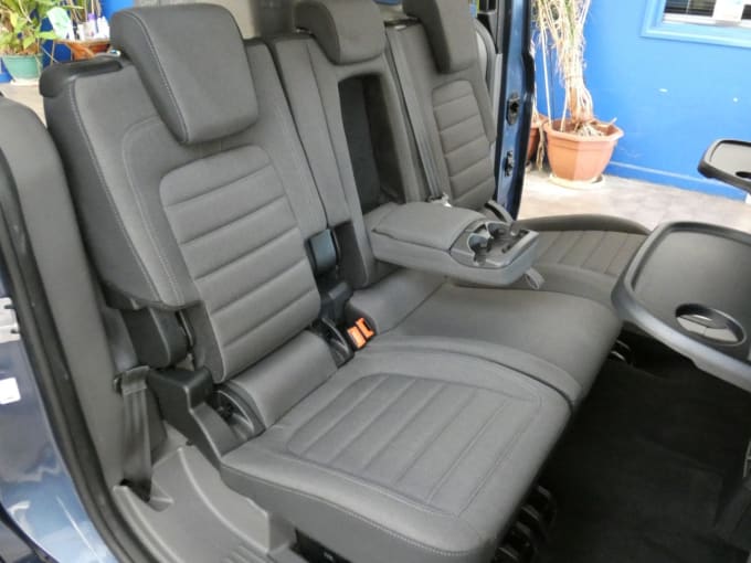 2025 Ford Grand Tourneo Connect