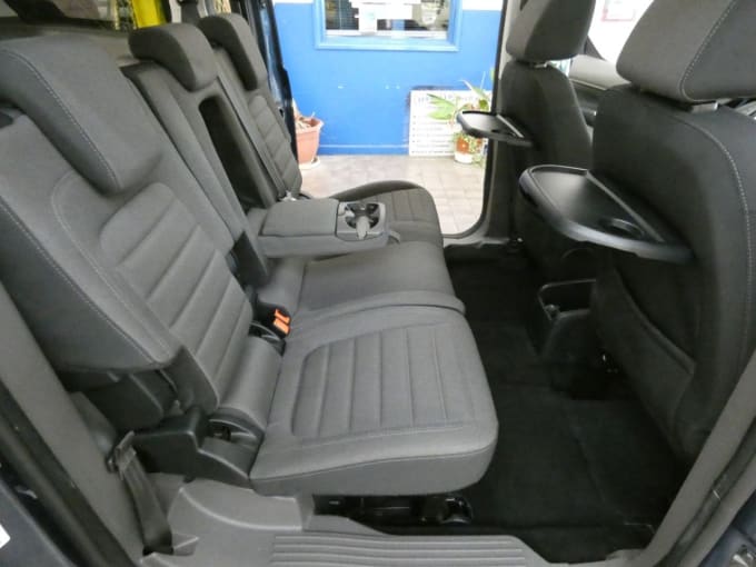 2025 Ford Grand Tourneo Connect