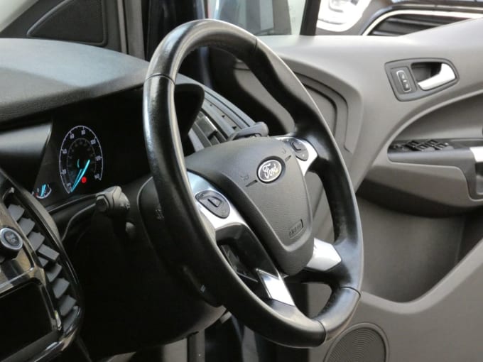 2025 Ford Grand Tourneo Connect