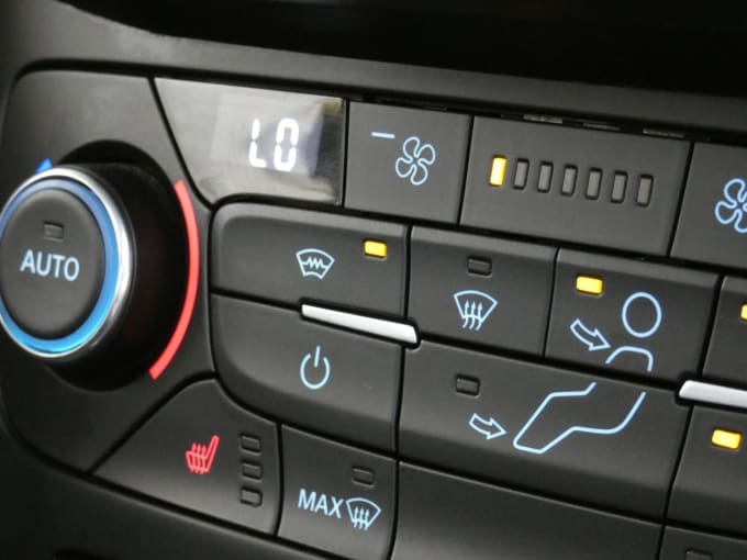 2025 Ford Grand Tourneo Connect