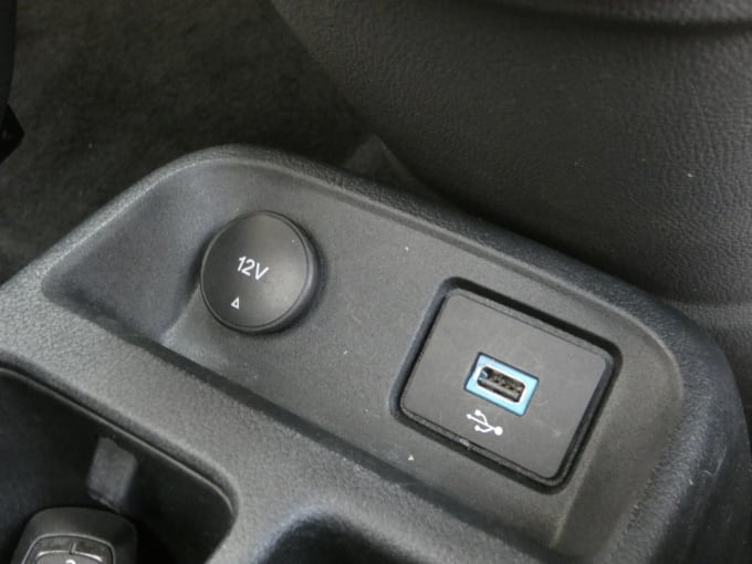 2025 Ford Grand Tourneo Connect