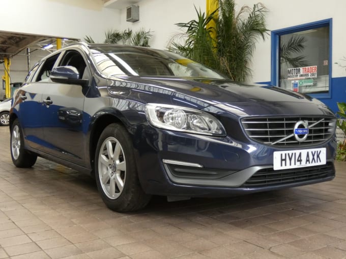 2025 Volvo V60