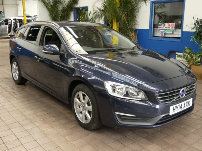 2025 Volvo V60