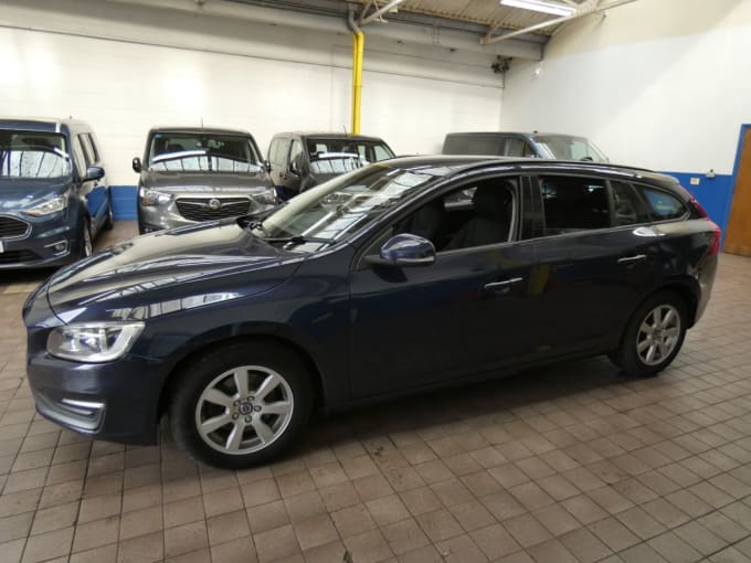 2025 Volvo V60