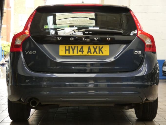 2025 Volvo V60