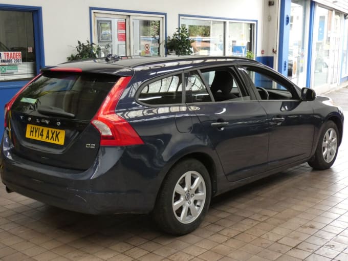 2025 Volvo V60