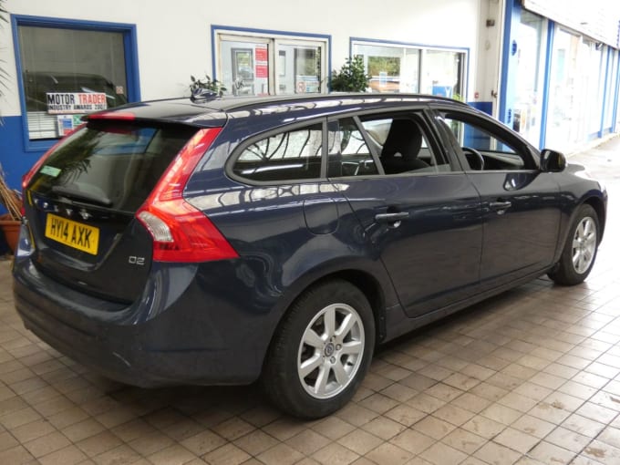 2025 Volvo V60