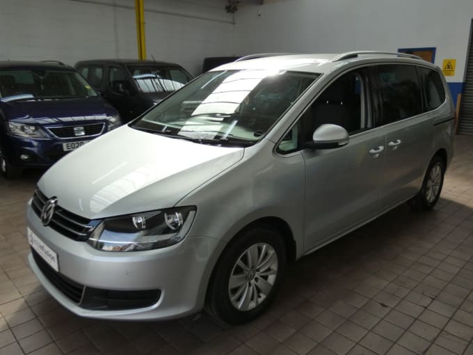 2025 Volkswagen Sharan