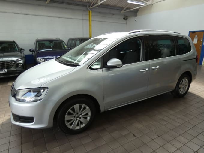 2025 Volkswagen Sharan