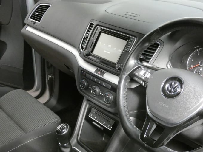 2025 Volkswagen Sharan