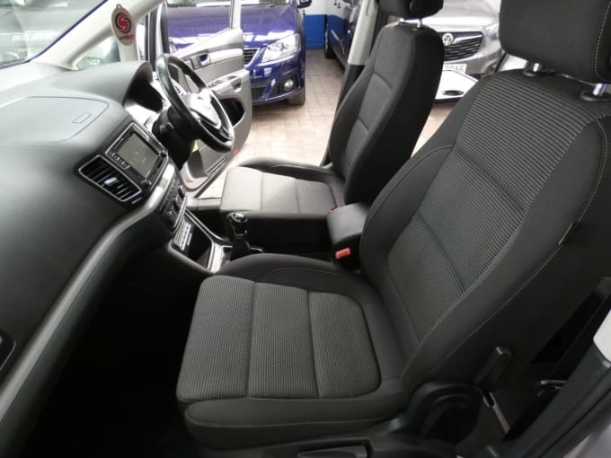 2025 Volkswagen Sharan