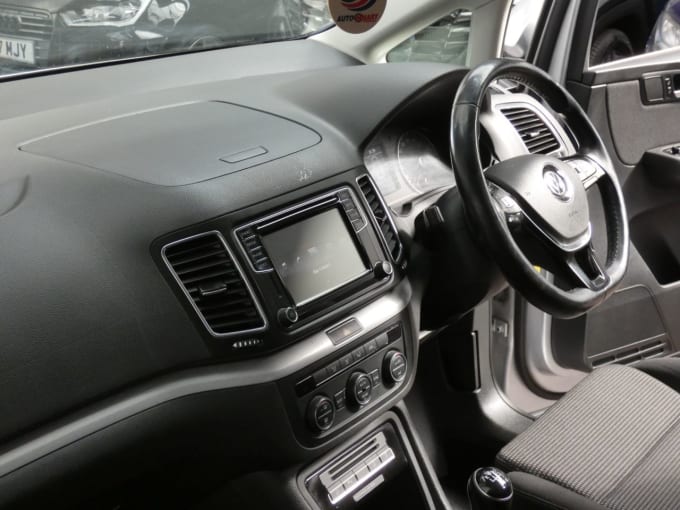 2025 Volkswagen Sharan