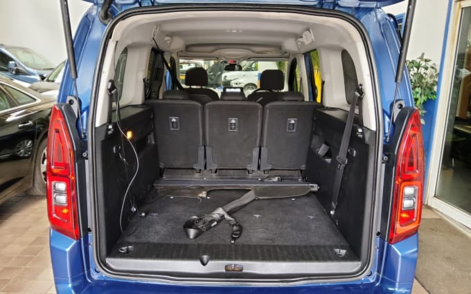 2025 Vauxhall Combo Life