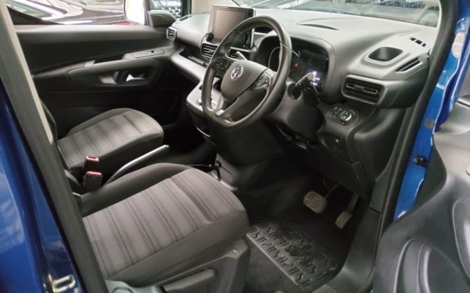 2025 Vauxhall Combo Life