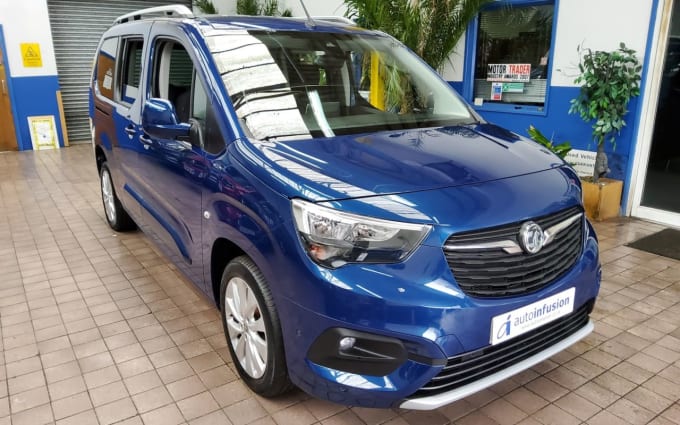 2025 Vauxhall Combo Life