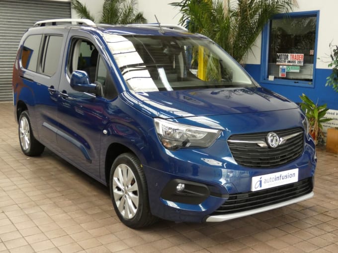 2025 Vauxhall Combo Life