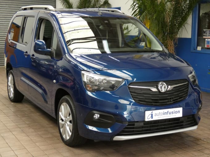 2025 Vauxhall Combo Life