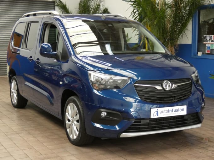 2025 Vauxhall Combo Life