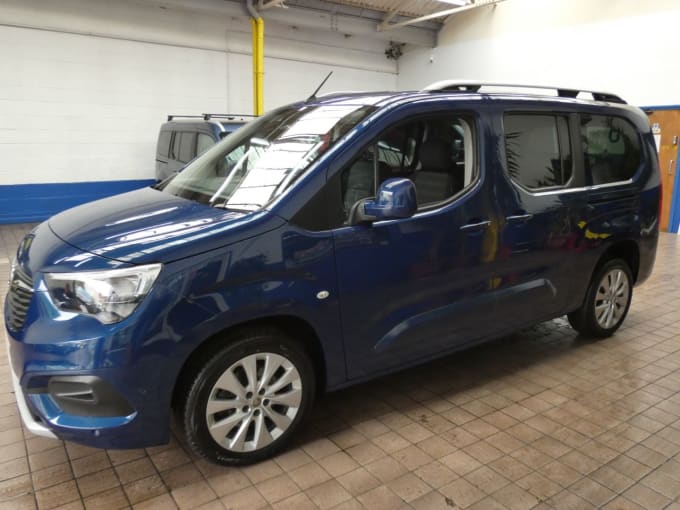 2025 Vauxhall Combo Life
