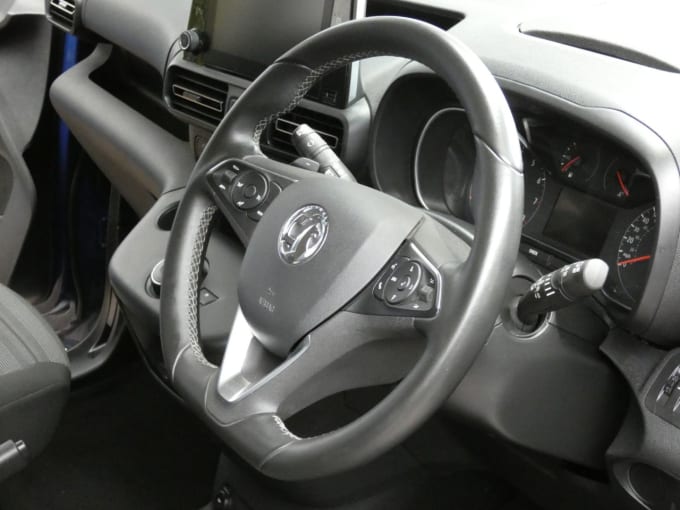 2025 Vauxhall Combo Life