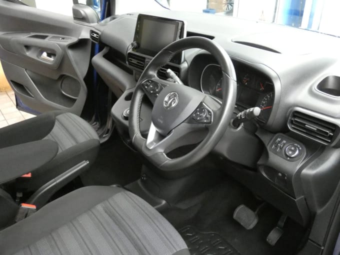 2025 Vauxhall Combo Life