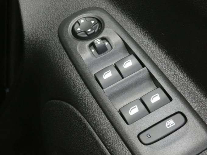 2025 Vauxhall Combo Life