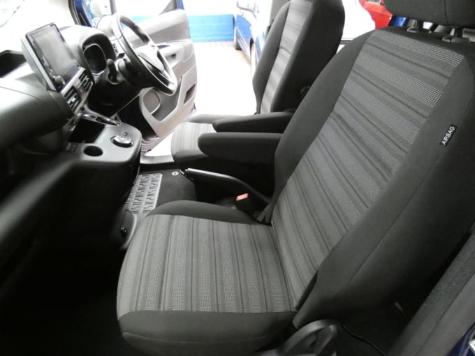 2025 Vauxhall Combo Life