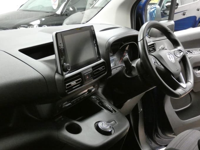 2025 Vauxhall Combo Life