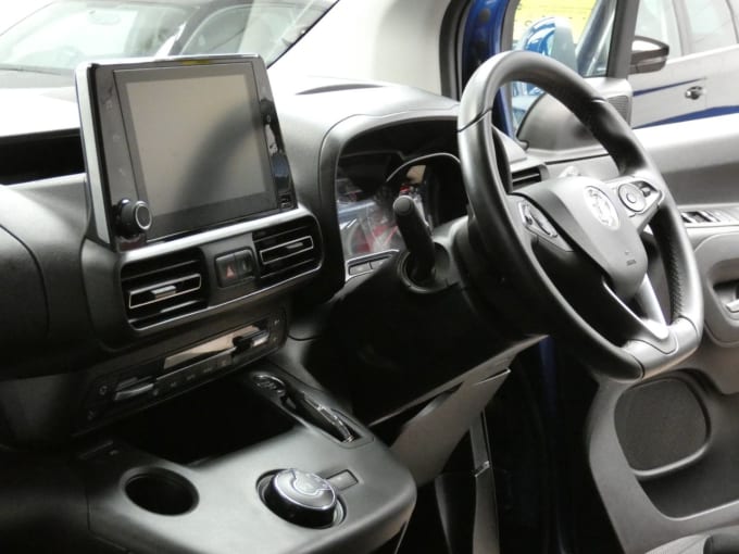 2025 Vauxhall Combo Life