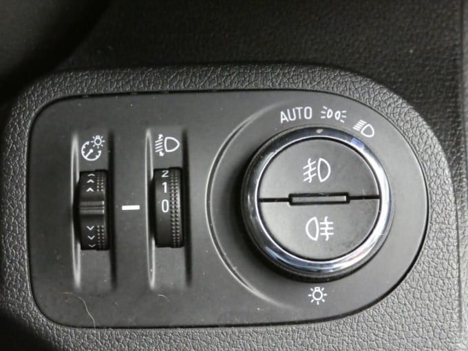 2025 Vauxhall Combo Life