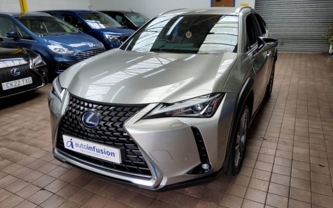 2025 Lexus Ux