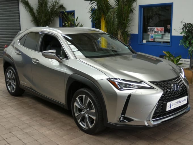 2025 Lexus Ux
