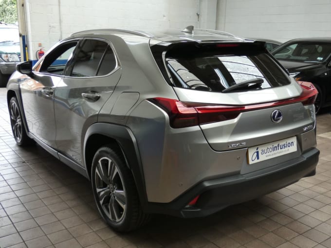 2025 Lexus Ux