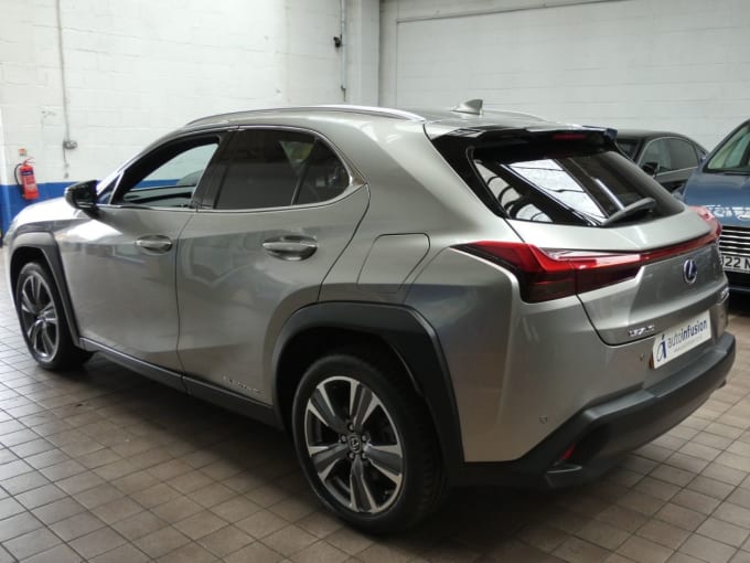2025 Lexus Ux