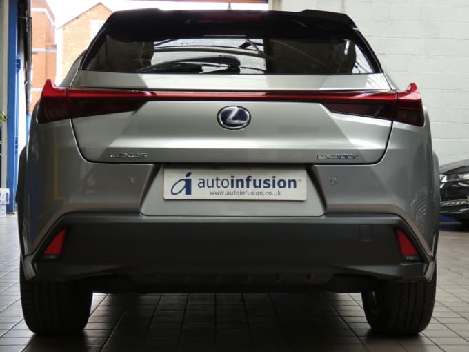 2025 Lexus Ux