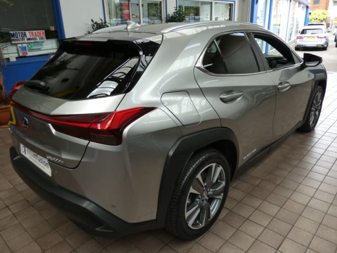 2025 Lexus Ux