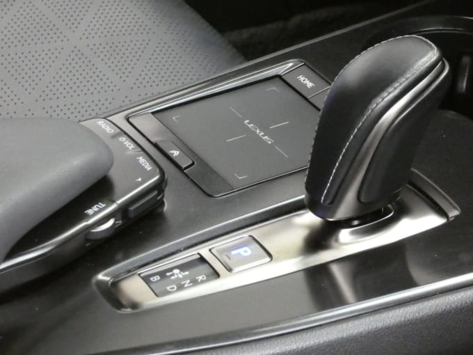 2025 Lexus Ux