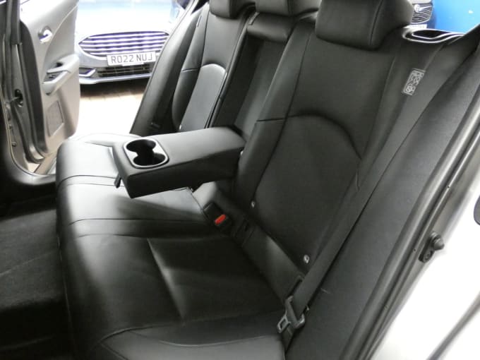 2025 Lexus Ux