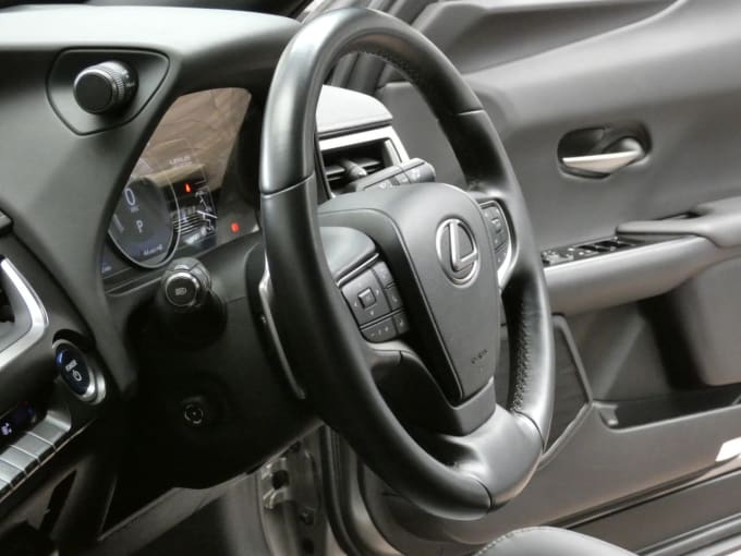 2025 Lexus Ux