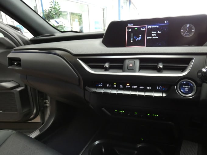2025 Lexus Ux