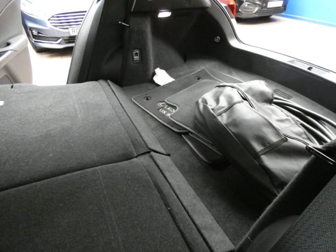 2025 Lexus Ux