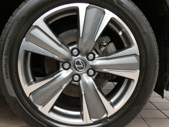 2025 Lexus Ux