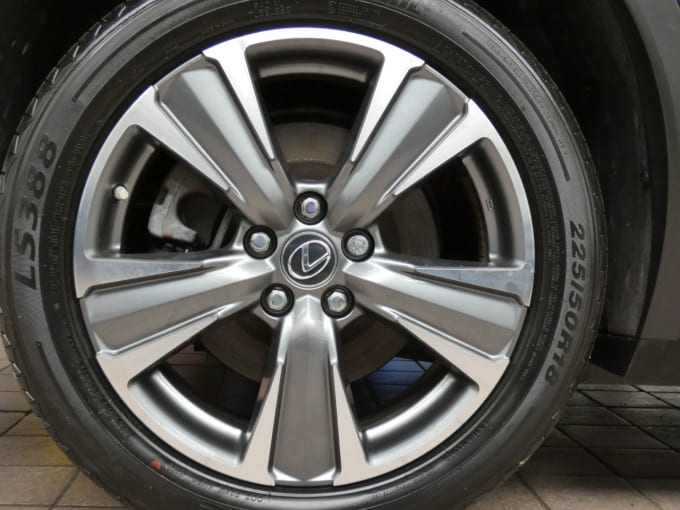 2025 Lexus Ux