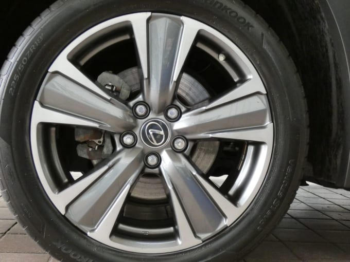 2025 Lexus Ux